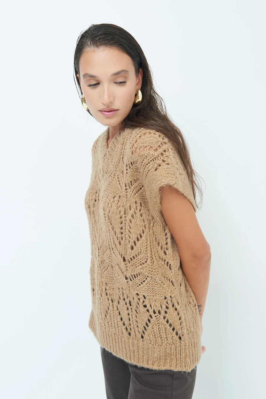 Open-knit sleeveless pullover vest wholesale