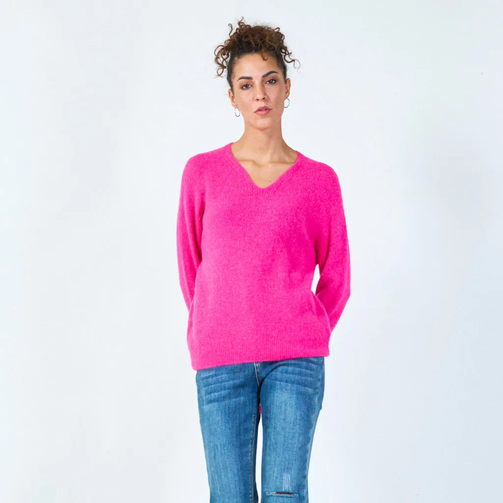 V-neck lightweight sweater wholesale