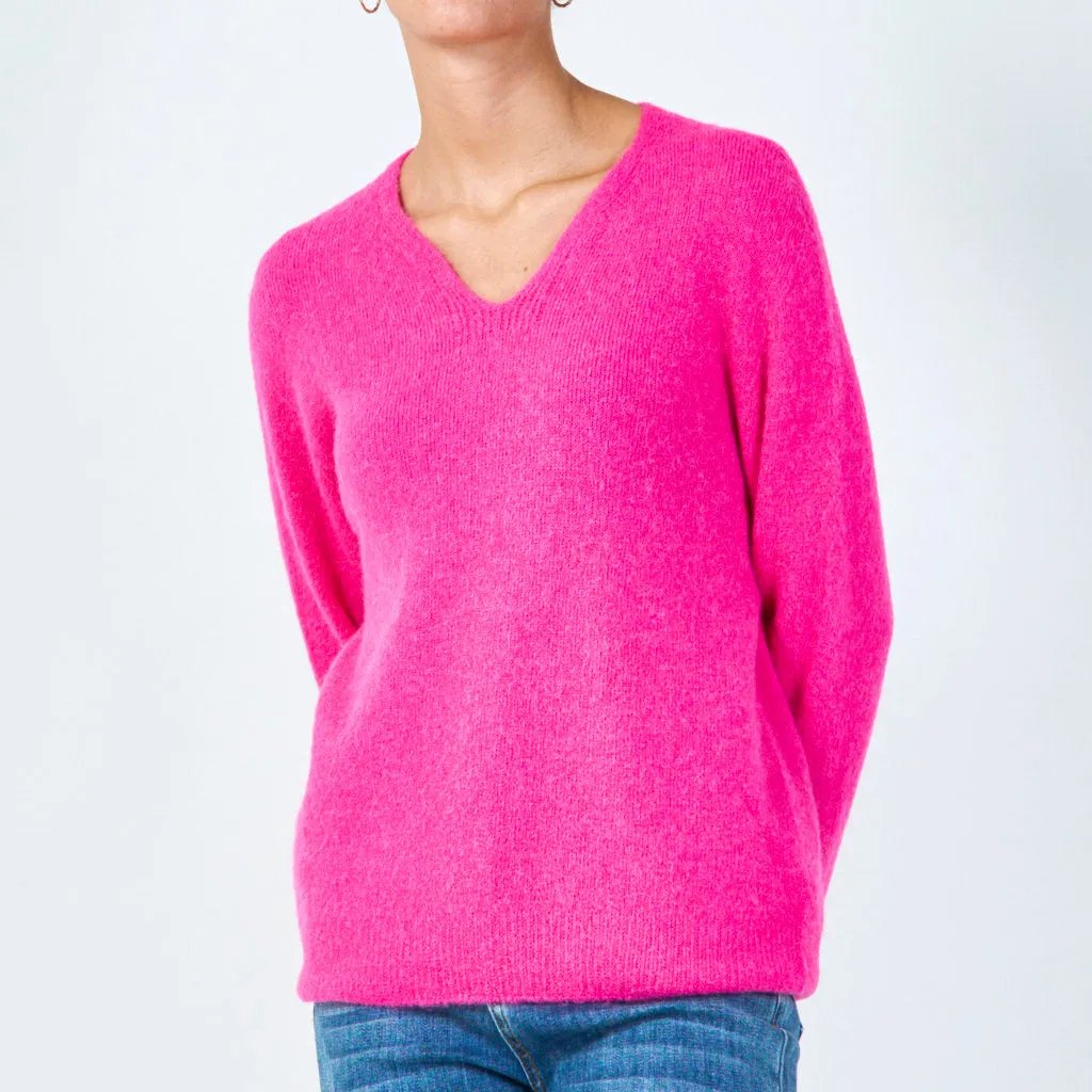 V-neck lightweight sweater wholesale